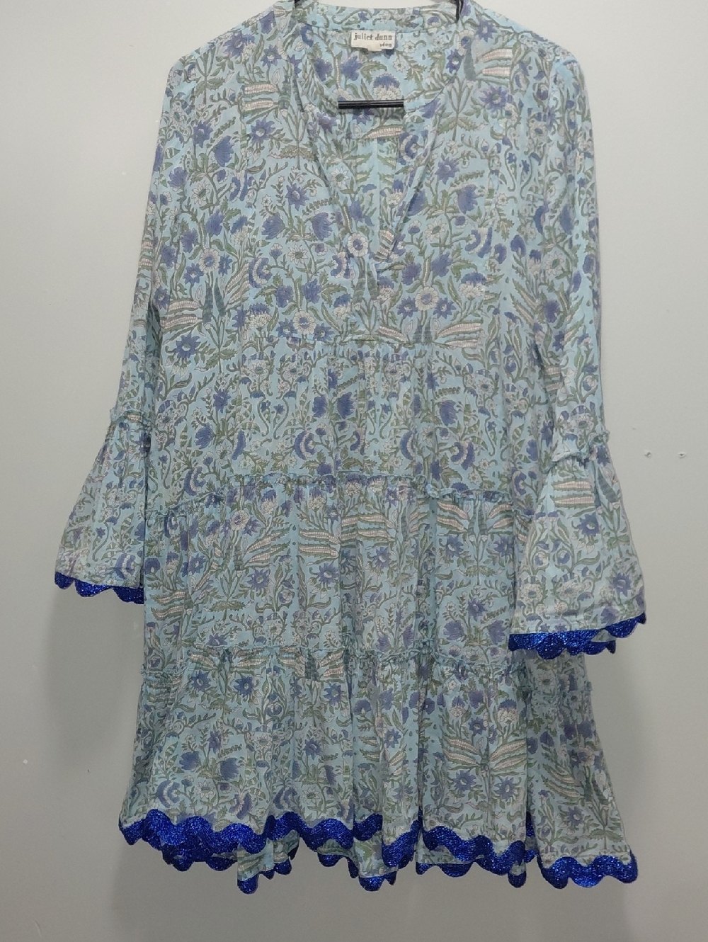 Juliet Dunn Blue Temple Floral Flare Sleeved Dress Size 2